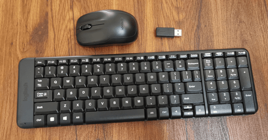 Combo Clavier Et Souris Sans Fil Logitech MK220 - Clavier Compact Avec Pavé Numérique - Portée 10 M, Piles Longue Durée