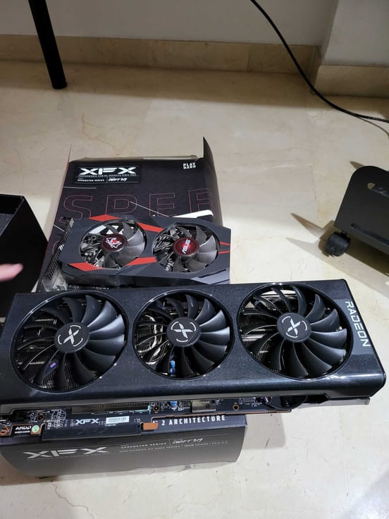 Carte graphique XFX Speedster SWFT 319 AMD Radeon RX 6800 16 Go