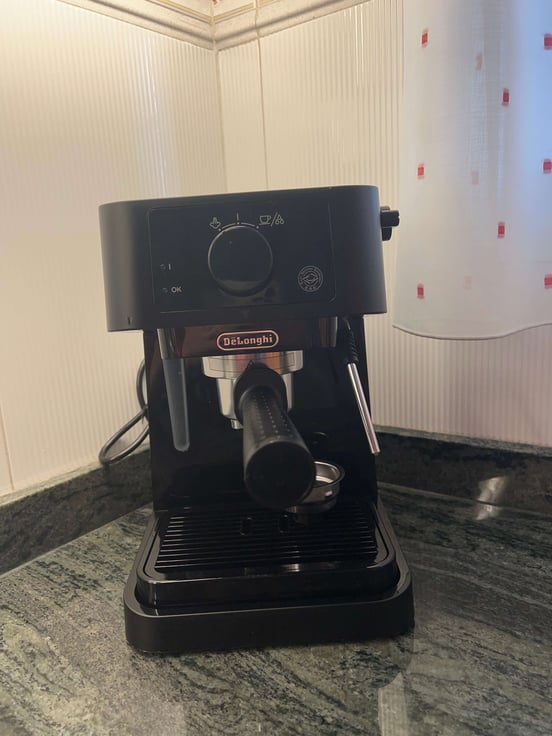 Machine à café expresso manuelle de longhi stilosa ec235.cr 1 l crème pas cher