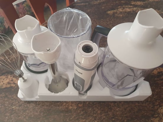 Braun MultiQuick 3 MQ30.051M, Mixeur Plongeant avec Technologie PowerBell VPlus, 2 Vitesses+Turbo, EasyClick Plus Accessoires, Technologie Anti Éclaboussures, Verre 600ml, Fouet À Fil, 900W, Blanc