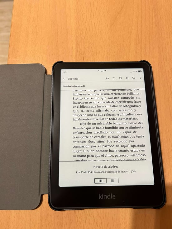 Kindle Paperwhite Signature Edition E-Book 7