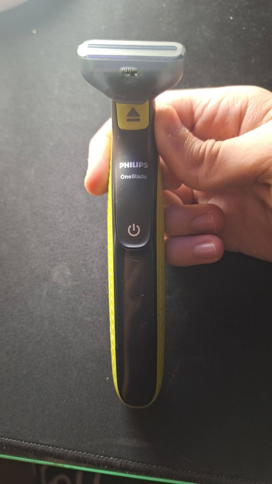 Rasoir Philips OneBlade Original QP2724/23 - Tondeuse à Barbe - Neuf