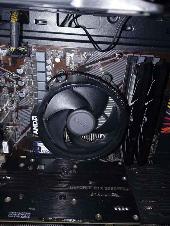 Carte Mère B550M-K ATX - Socket AM4, Support DDR4 Jusqu'à 64 Go, NVMe M.2, USB 3.0 - Compatible Ryzen 1000 à 5000
